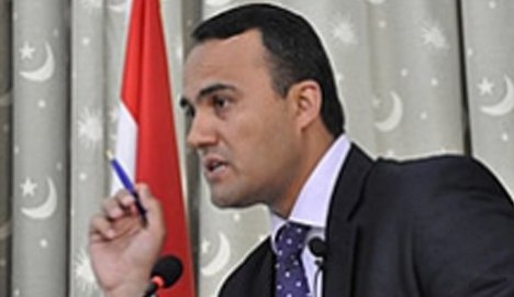 Латукӯби Иззат Амон додгоҳӣ шуд: То Аврупо даъво мебарам..