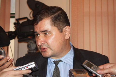 Чаро Зойиров ба зиндон рафтанист?