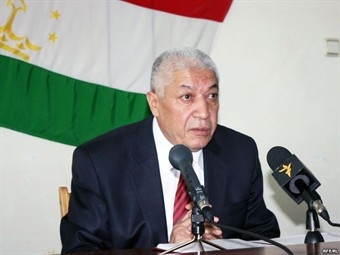 Нусратулло Абдуллоев падидаи "нав"-ро мусбат хонд