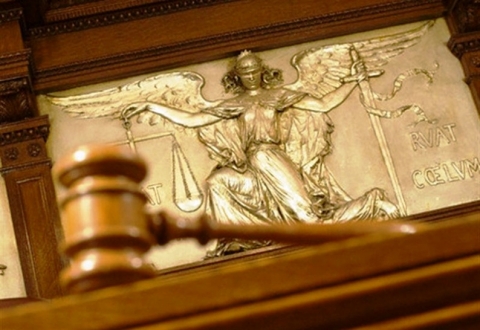 Дело участкового, осужденного за пытки, вновь отправлено в суд